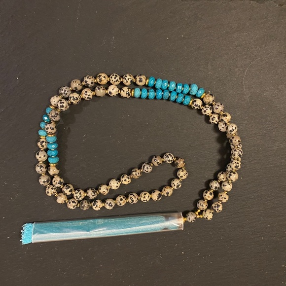 Turquoise and black&white Necklace - Picture 3 of 6